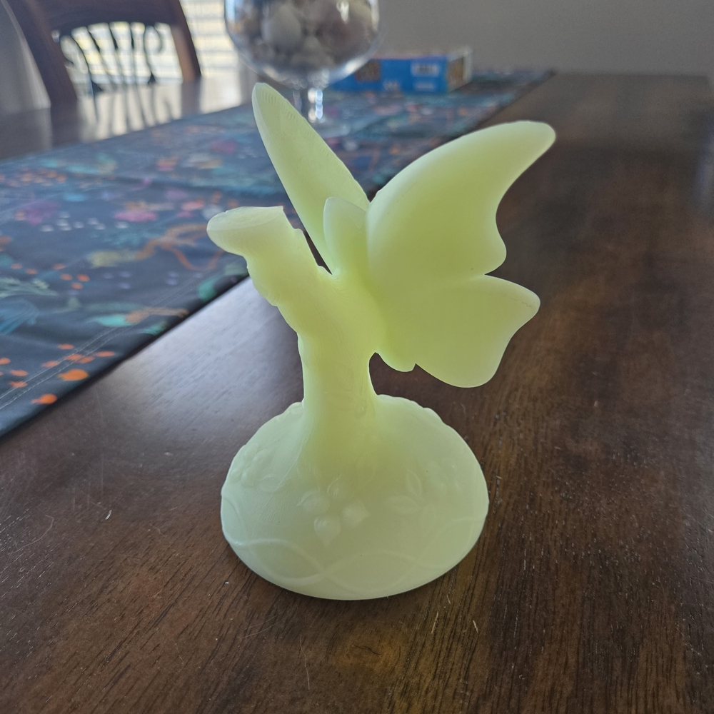 Fenton Uranium Custard Satin Glass Butterfly. UV Reactive!